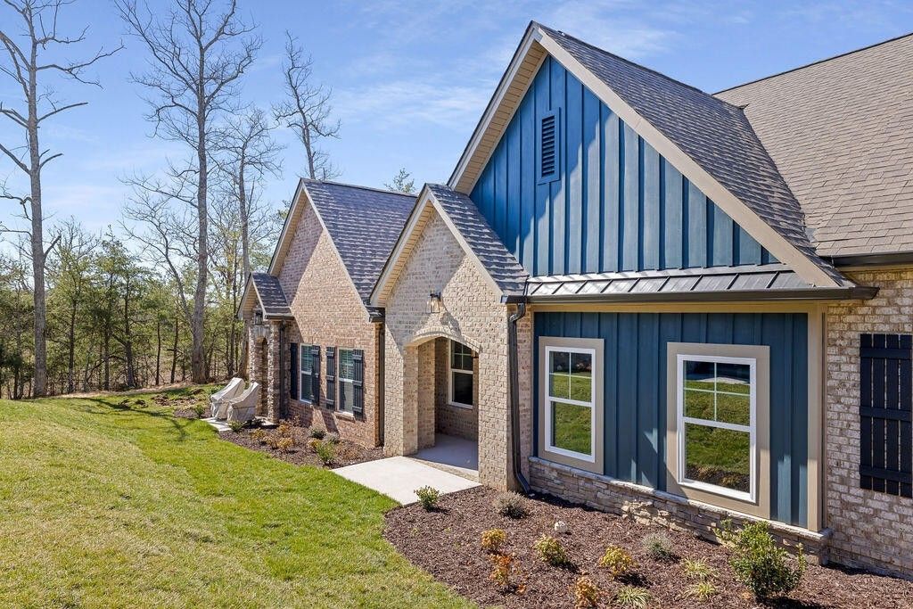 92 Founding Way 25, Lookout Mountain