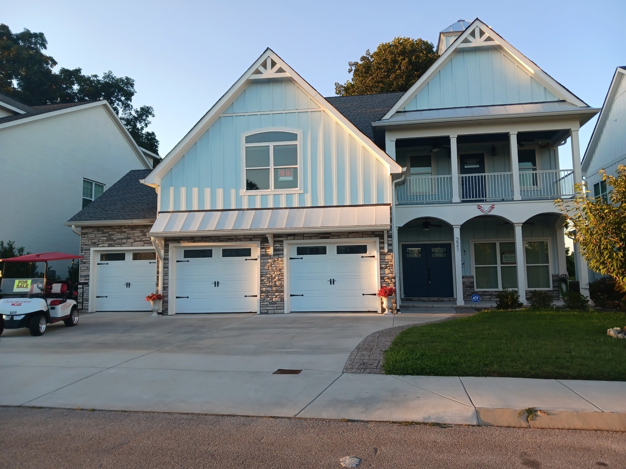 Photo of Listing #3259725