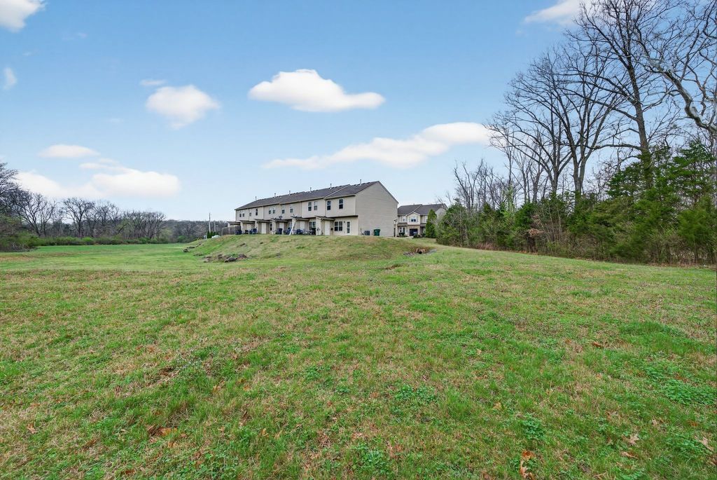735 Tulip Grove Rd 358, Hermitage