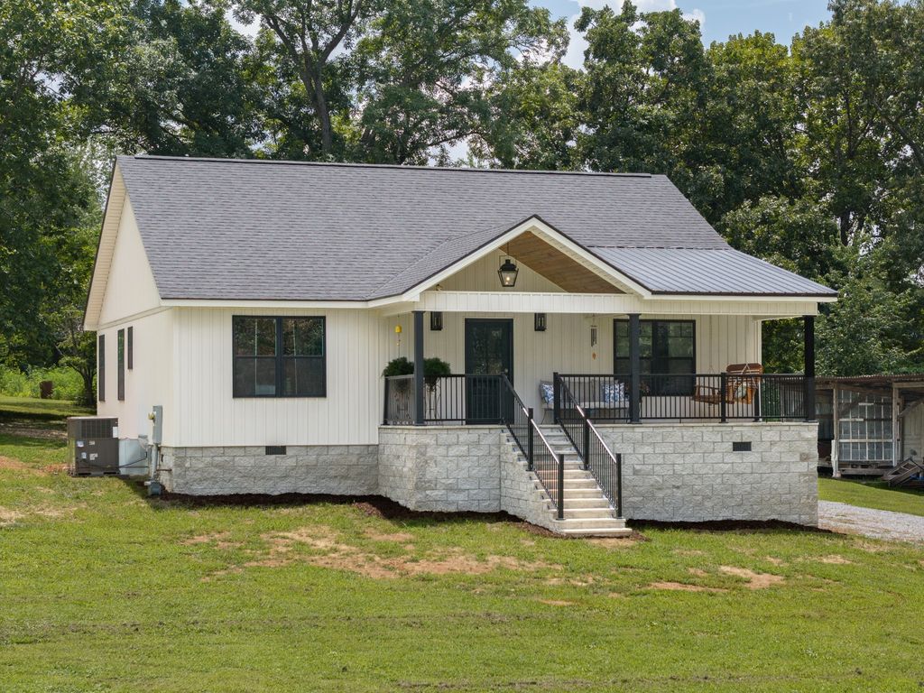 4 Old Oliver Smith Rd, Flintville