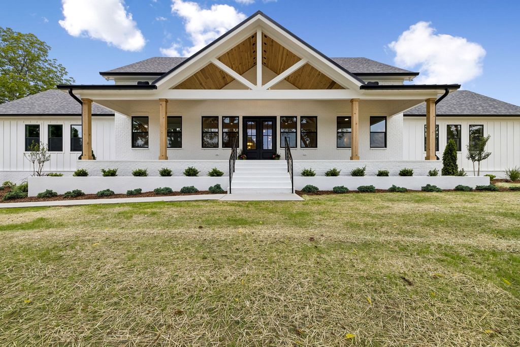 2472 Taylor Rd, Columbia
