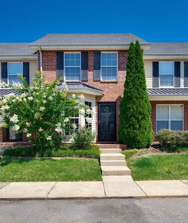 7214 Rosemary Ct, Fairview