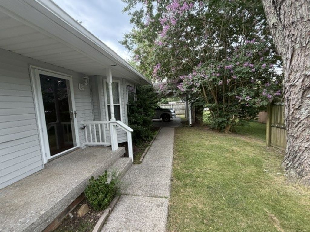 905 Patio Dr, Nashville