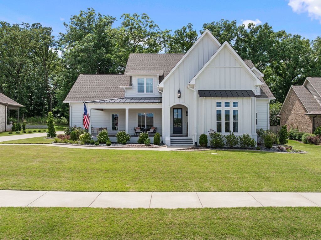 228 Chestnut Oak Dr, Florence