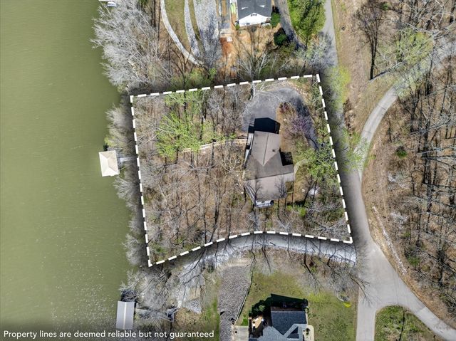 203 Whispering Hills Dr, Dover