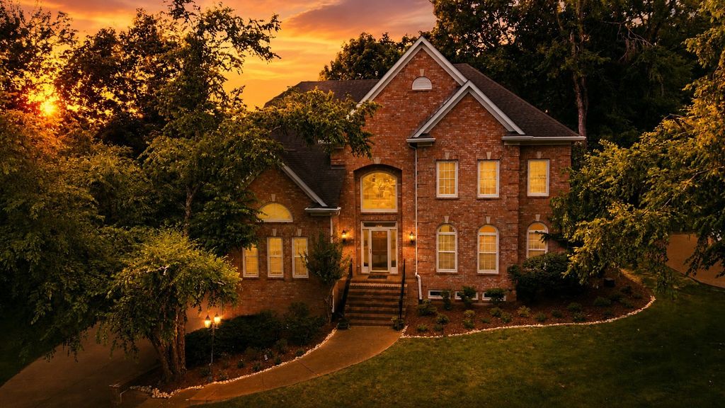 1667 Kirkwood Pl, Brentwood