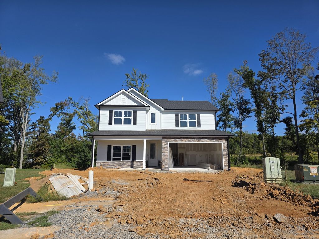 621 Silver Trace, White House