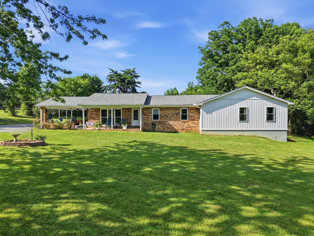 5759 Green Rd, Bloomington Springs