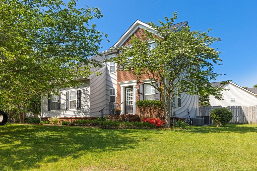 2290 Hayward Ln, Spring Hill