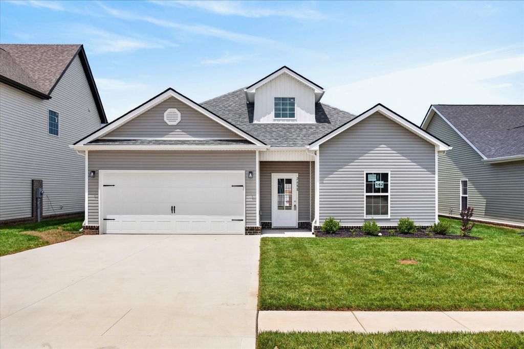 2688 Brewster Dr, Clarksville