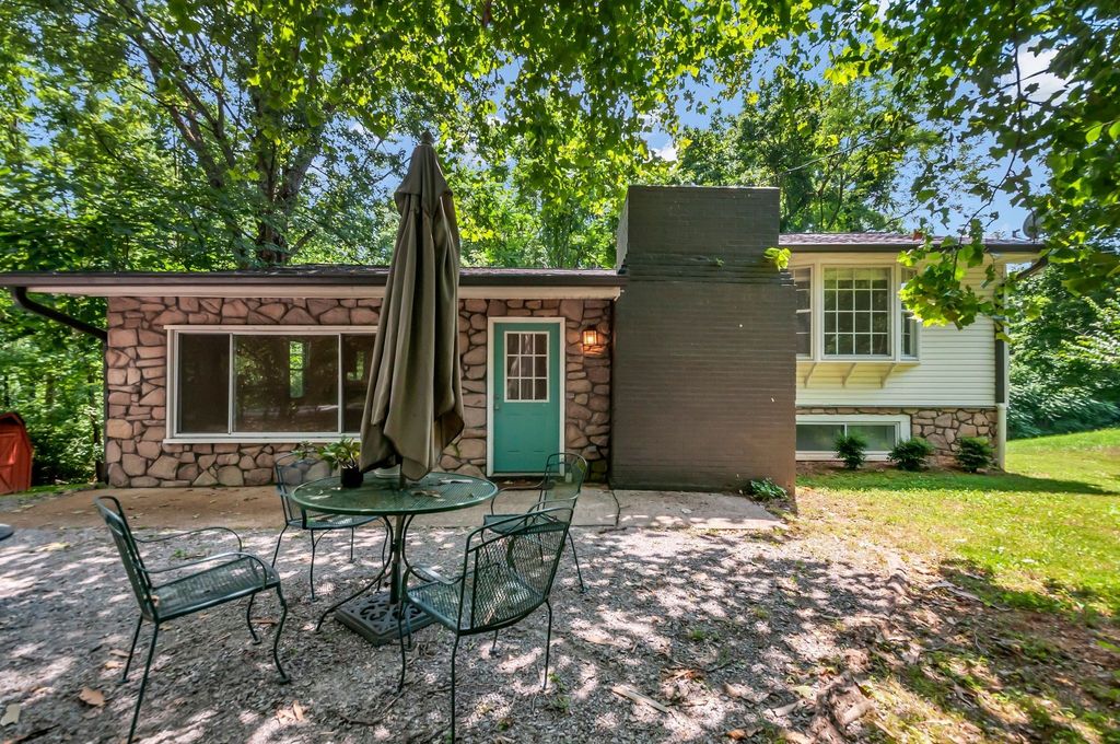 4080 Manning Hollow Rd, Pegram