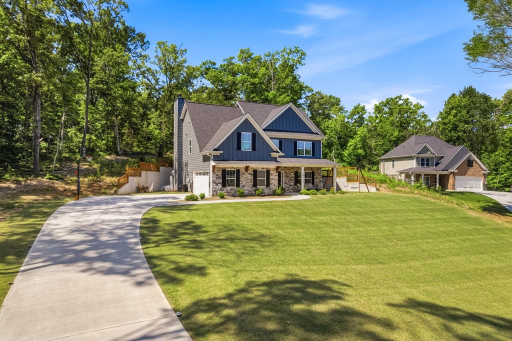 60 Grand Georgian Court, Cartersville