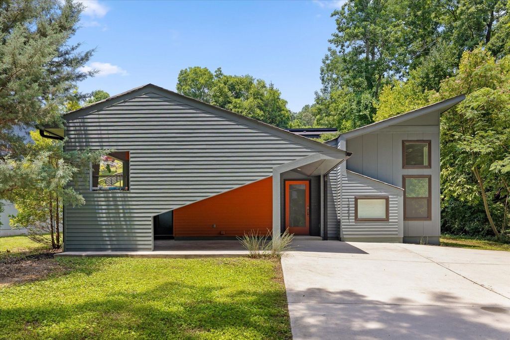 1771 White Oak Road, Chattanooga