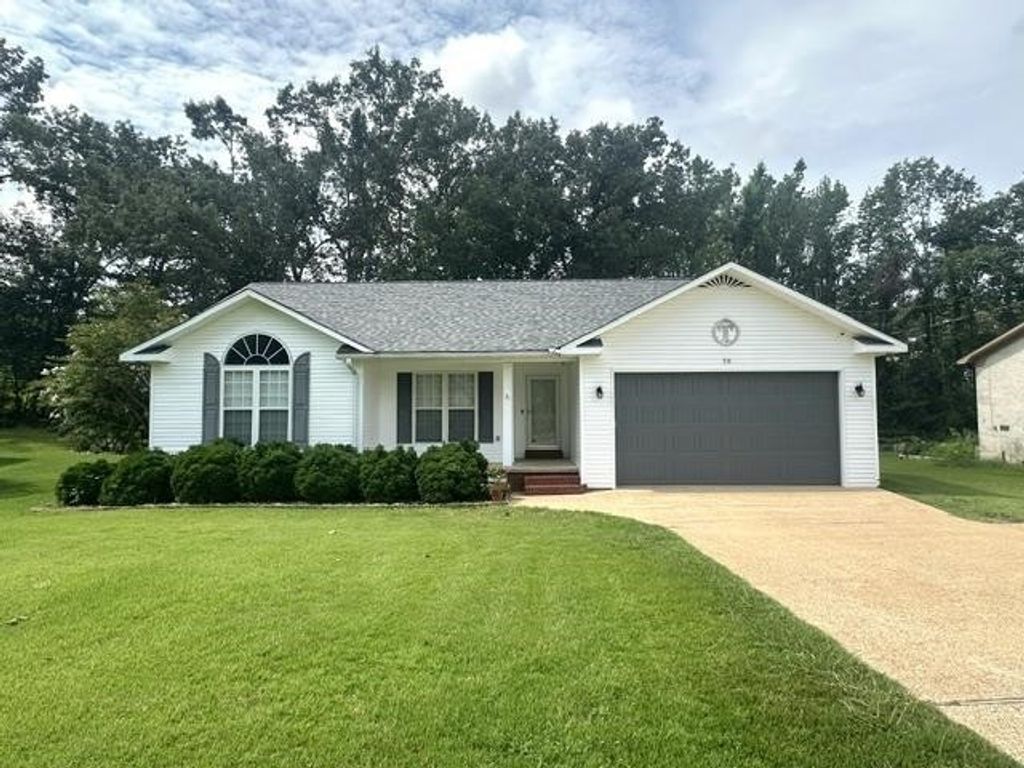 50 Bobbie Ann Dr, Savannah