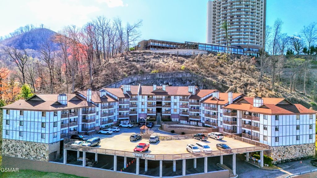 616 Turkey Nest Road 205, Gatlinburg