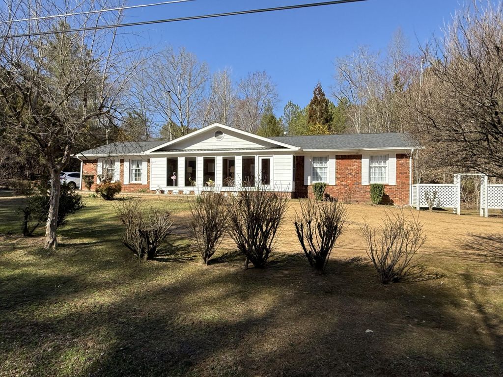 200 Bent Tree Drive Nw, Cleveland