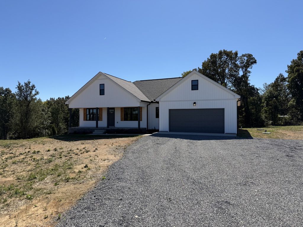 1285 Vickie Ln, Portland