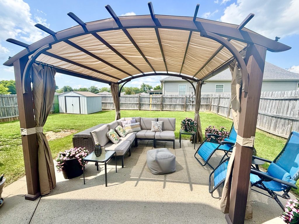 102 Saddlebrooke Court, Hopkinsville