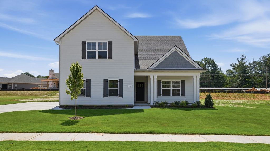 331 Stillwater Way, Tullahoma