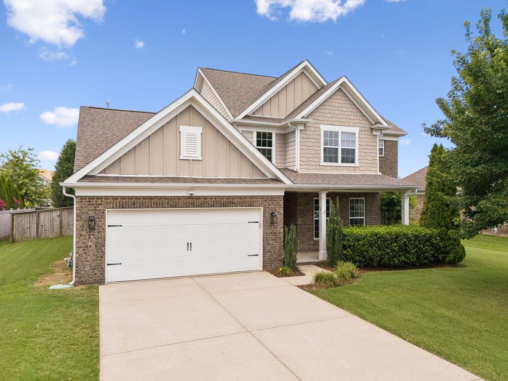 5008 Stately Dr, Thompsons Station