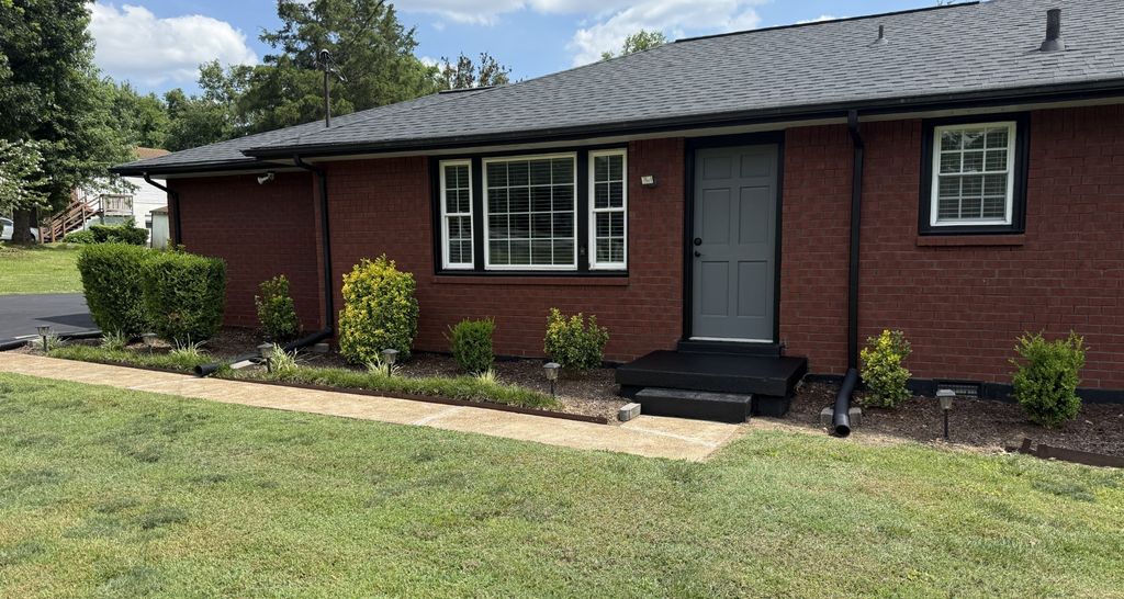 608 Vinson Dr, Nashville