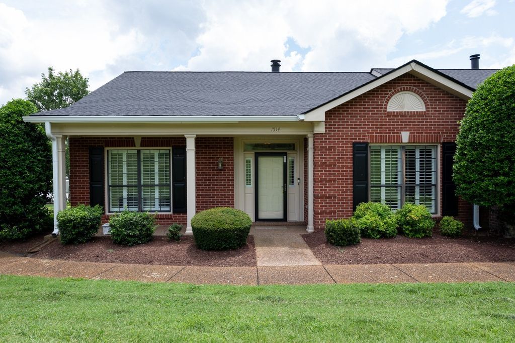 1514 Brentwood Pointe, Franklin