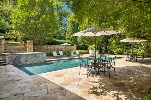 1037 Vaughn Crest Dr, Franklin