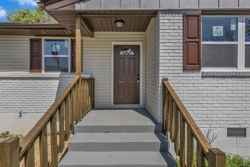 1916 Louanne Dr, Nashville