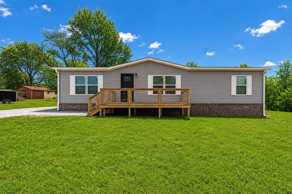 1 Old Jackson Rd, Trenton