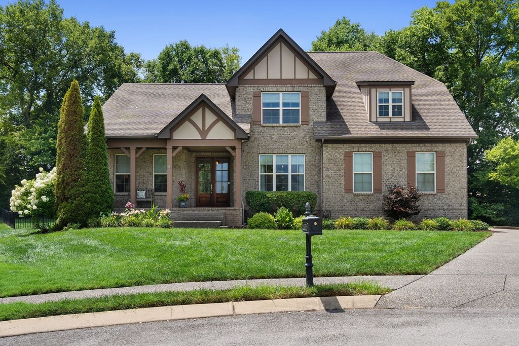 1094 Cantwell Pl, Spring Hill