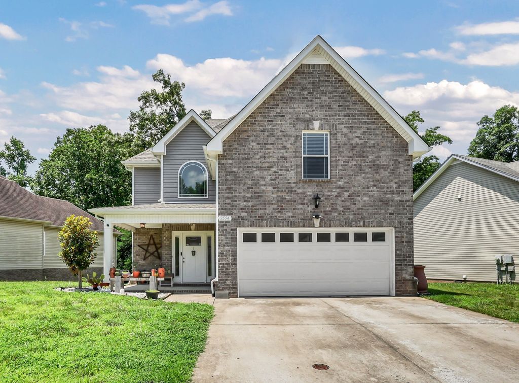 2594 Alex Overlook Way, Clarksville