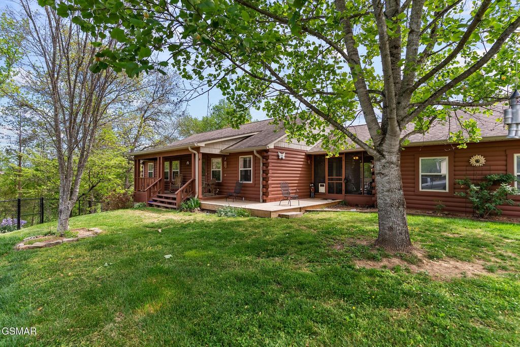 615 Harold Drive, Maryville