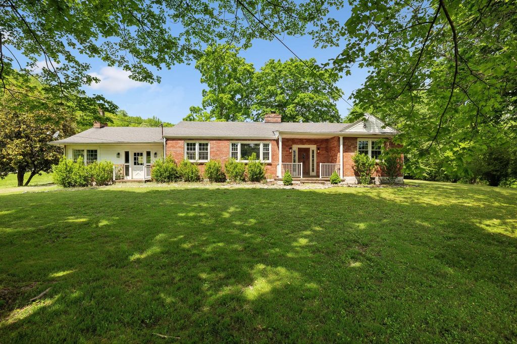 1155 Ridge Hill Rd, Goodlettsville