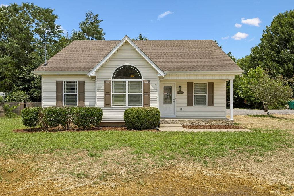 1155 Moreno Ln, Lewisburg