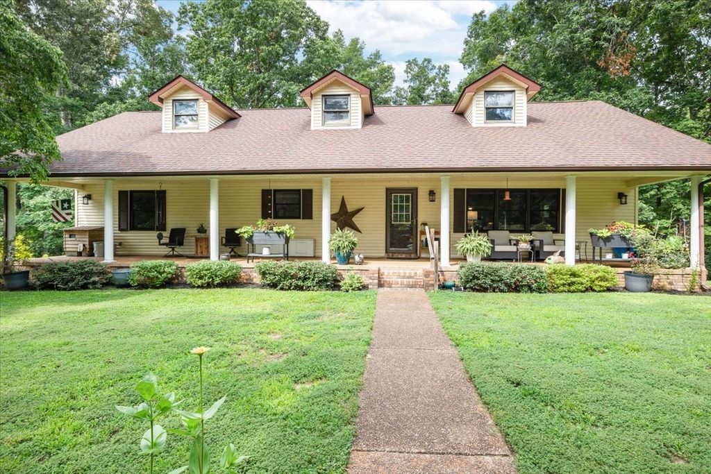 6400 Bakerville Rd, Waverly
