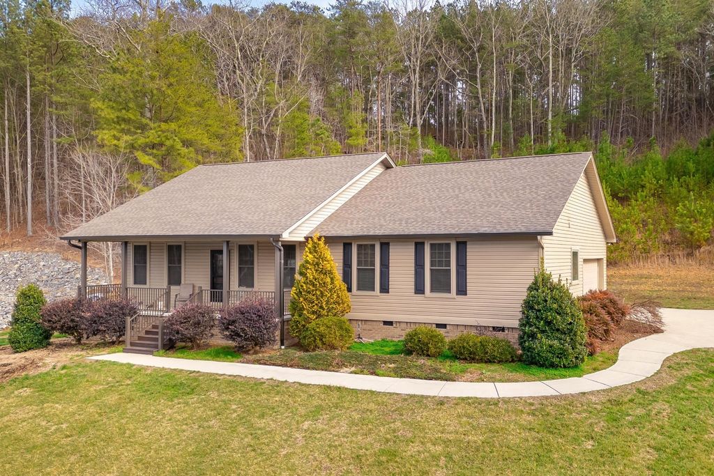 1533 Eads Bluff Road Nw, Georgetown