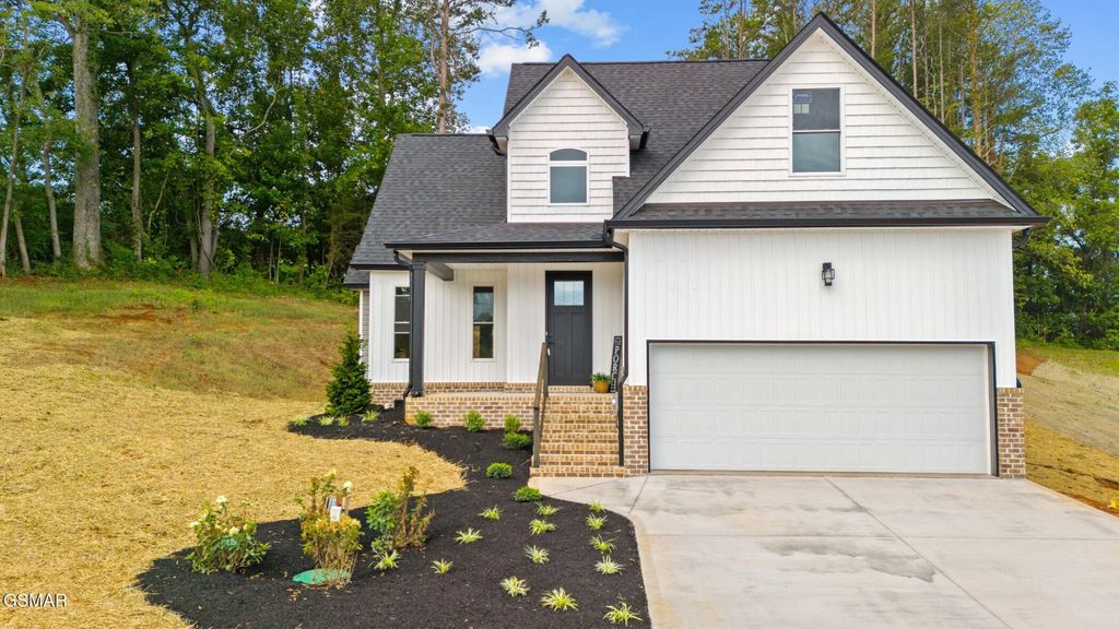 340 Battlefield Drive, Dandridge