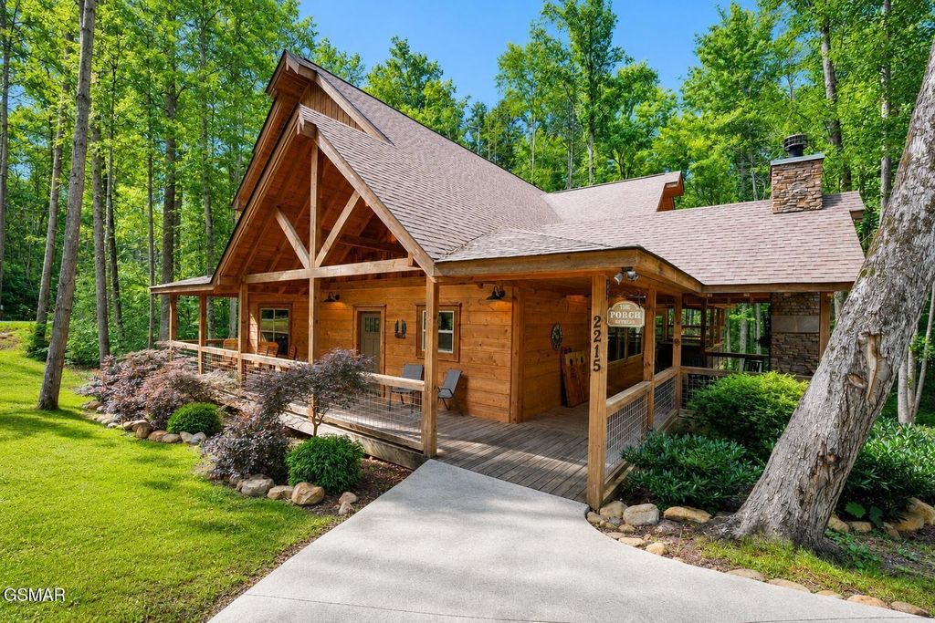 2215 Cub Circle, Sevierville