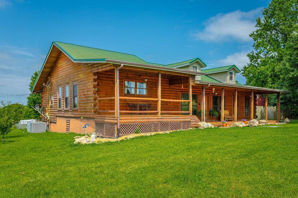 2195 Myers Road, Pikeville