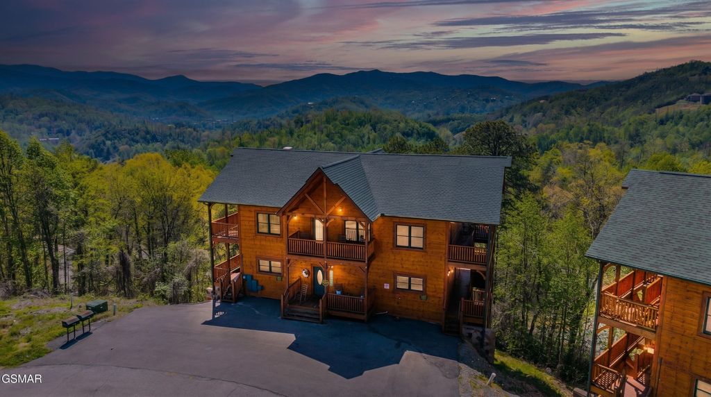 782 Park Vista Way, Gatlinburg