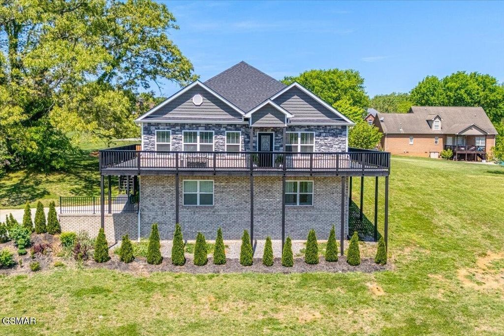 139 Mississippi Avenue, Seymour