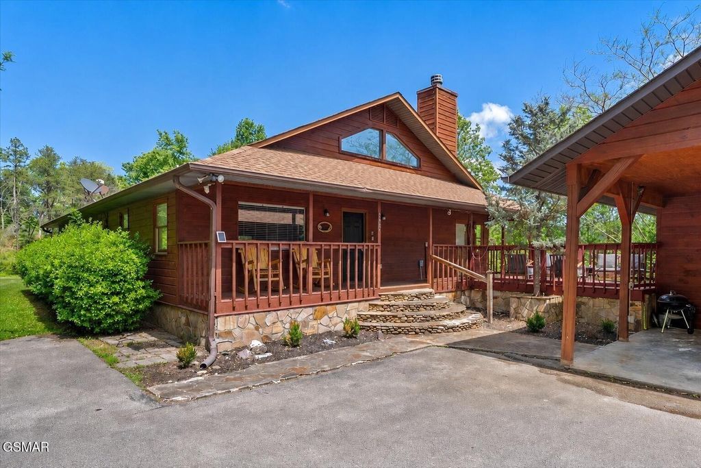 1463 Red Cedar Lane, Sevierville