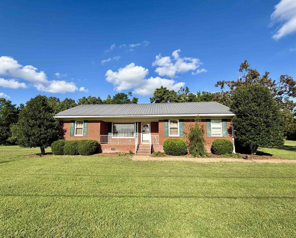 292 Michie Pebble Hill Rd, Stantonville