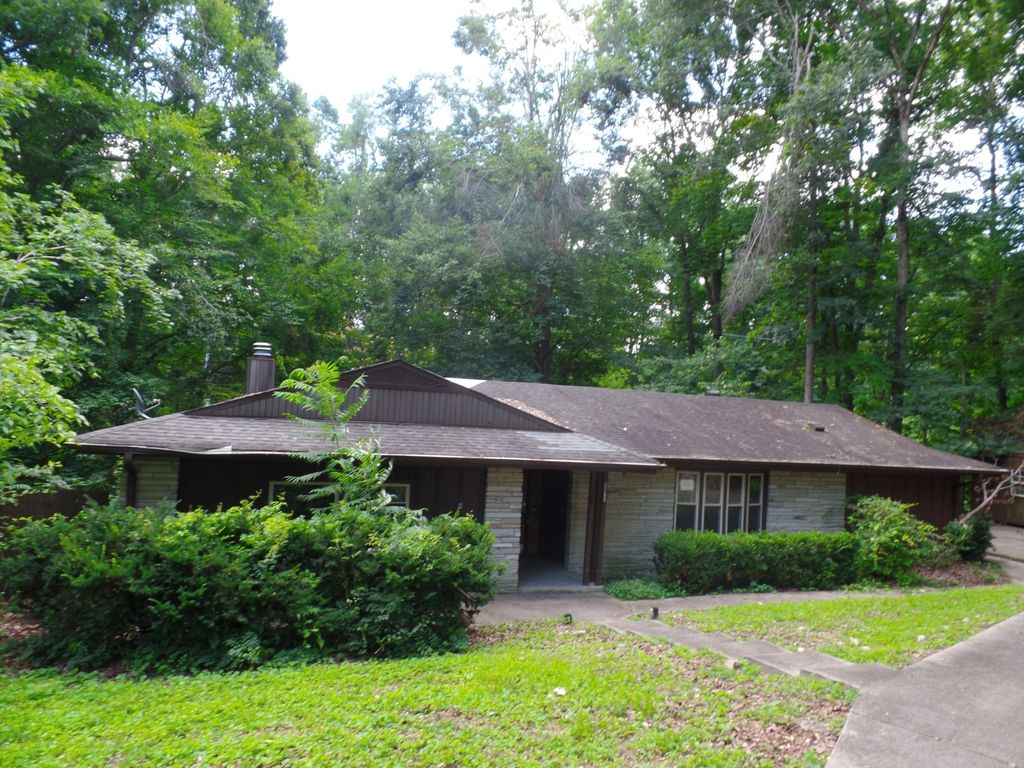 2103 Lambert Dr, Westmoreland