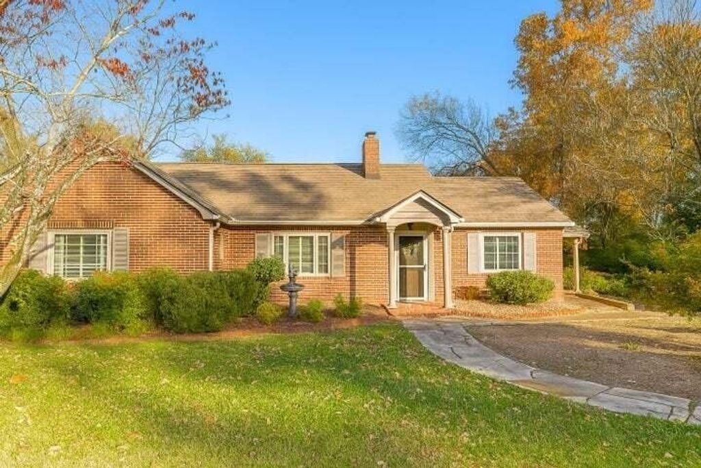2920 Ozark Road, Chattanooga