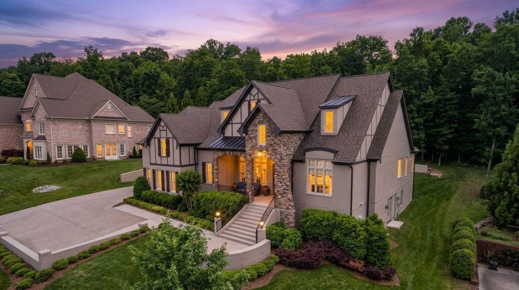 5500 Iron Gate Dr, Franklin