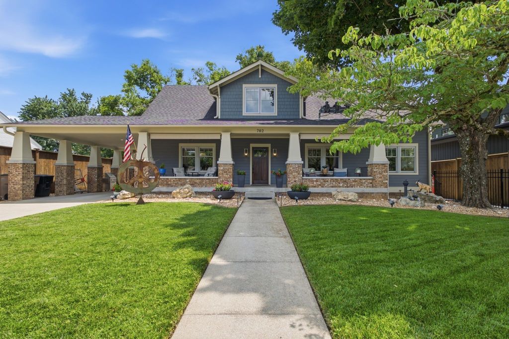 702 Skyview Dr, Nashville