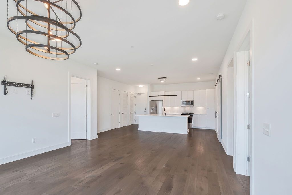 1125 10th Ave N 205, Nashville
