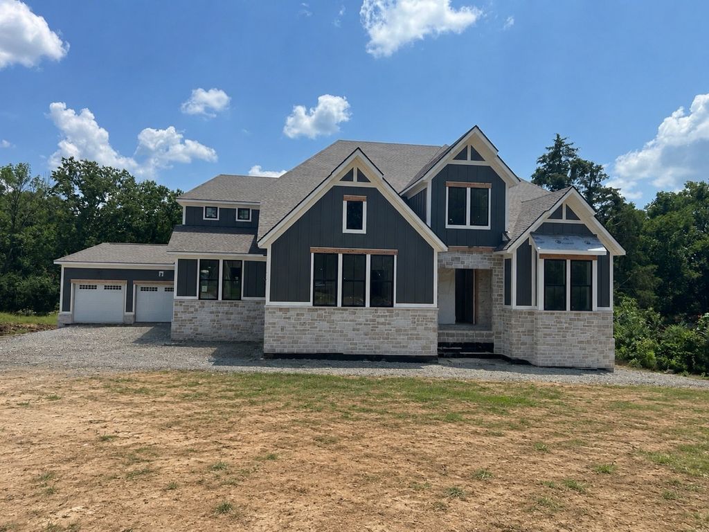 6841 Old Charlotte Pike, Nashville