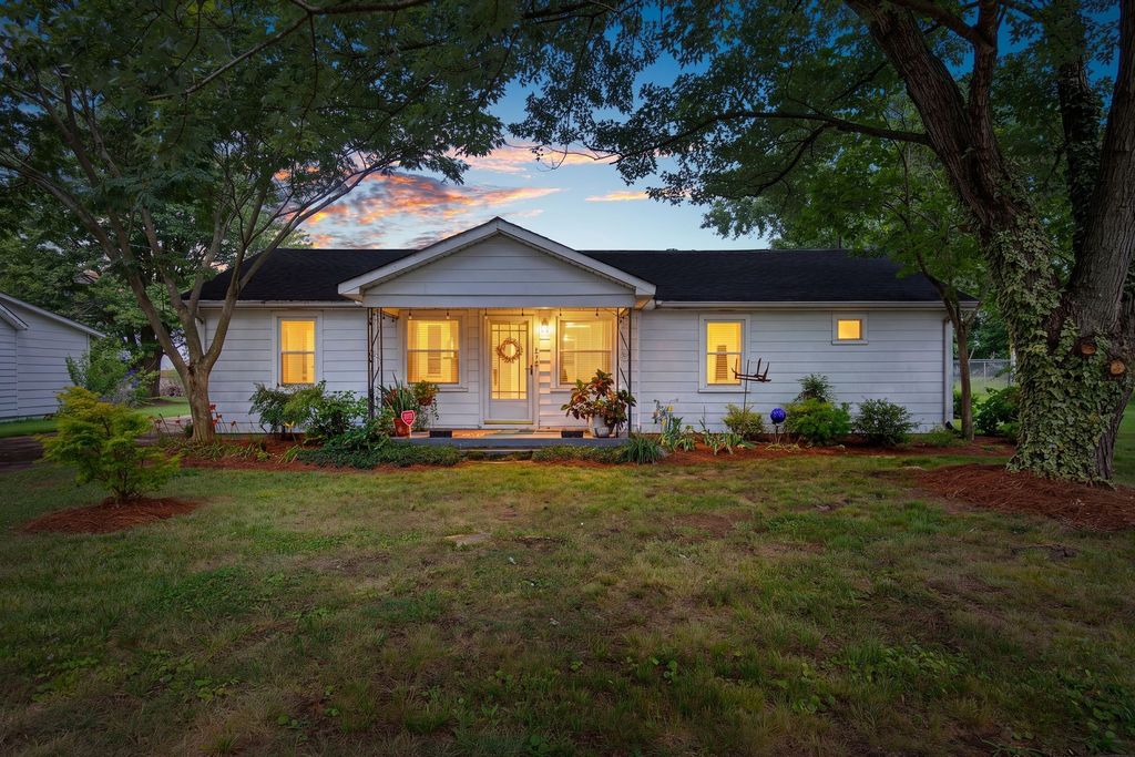 345 Portland Blvd, Portland